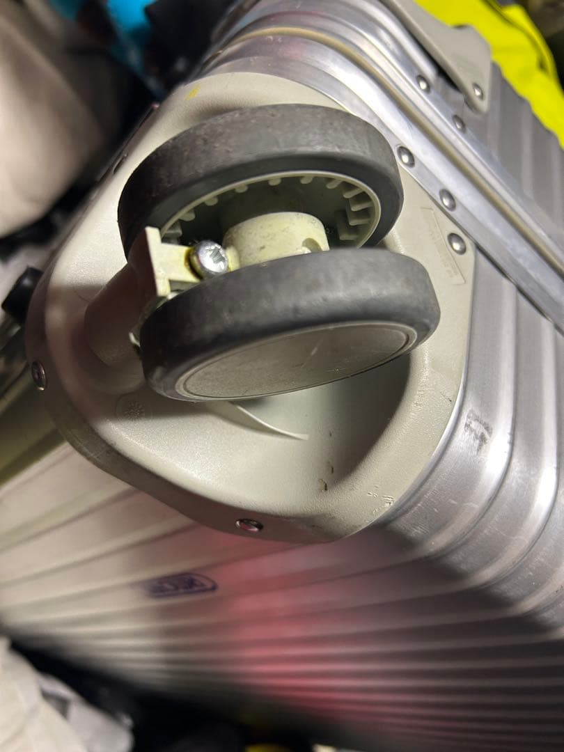 希少 RIMOWA トパーズ 104Lシルバー キャリーケース 大型 希少 RIMOWA