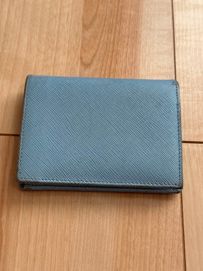 PRADA 二つ折り財布 ライトブルー