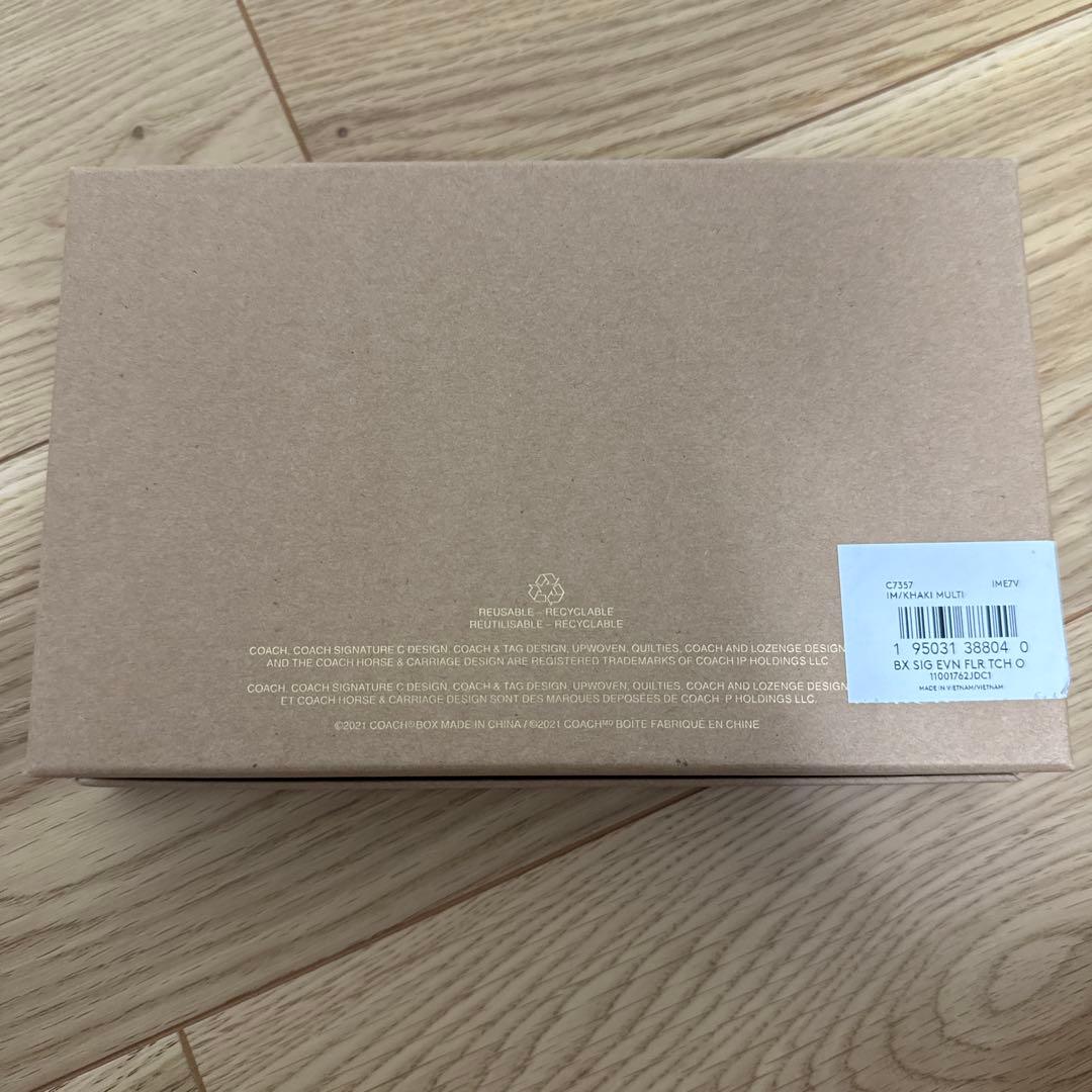 COACH ケース 小銭入れ シグネチャー 丸型　iPodケース　セット