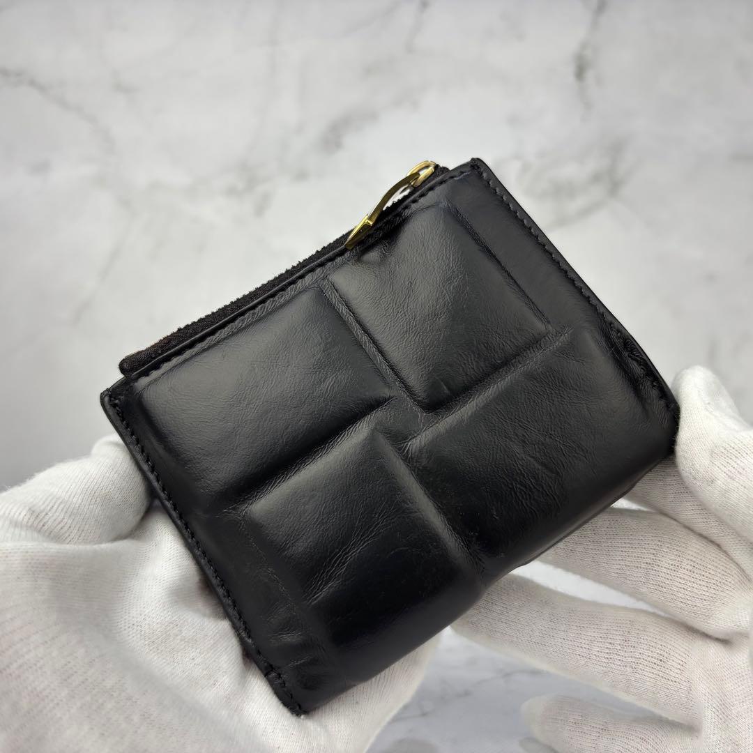 BOTTEGA BENETA ボッテガヴェネタ　二つ折り財布