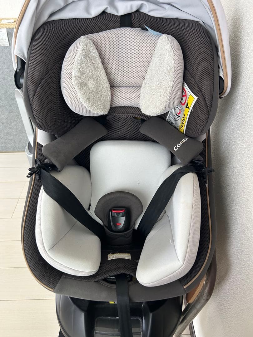 Combi 回転式チャイルドシート クルムーヴスマート ISOFIXシリーズ