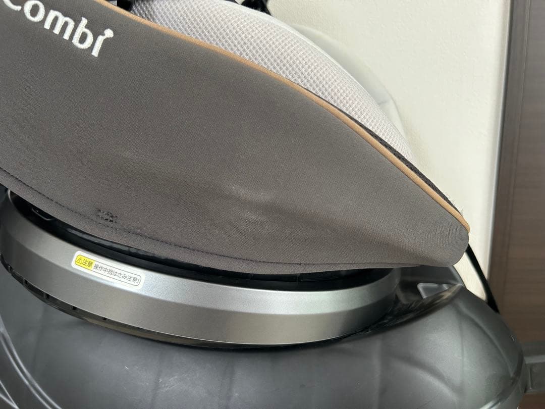 Combi 回転式チャイルドシート クルムーヴスマート ISOFIXシリーズ