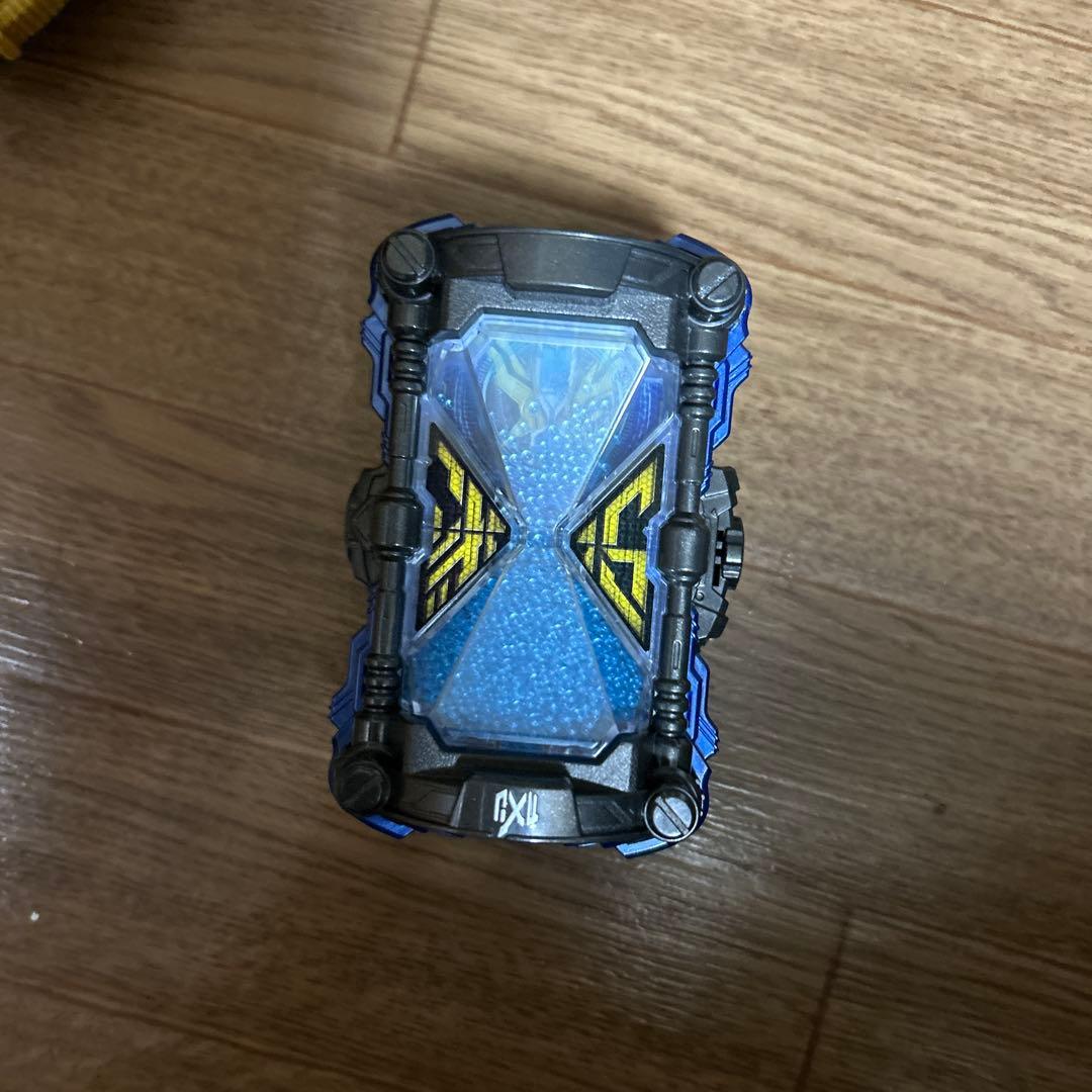 カ*）様 BANDAISHFiguarts仮面ライダーカブトライダーフォーム真骨