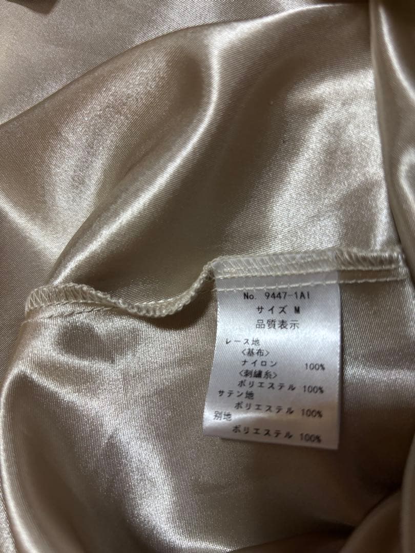 kana 花柄刺繍ドレス