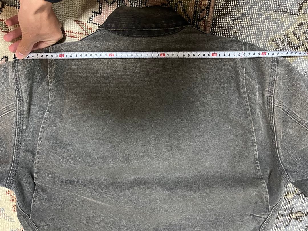 Carhartt ブラック フェード デトロイトジャケット