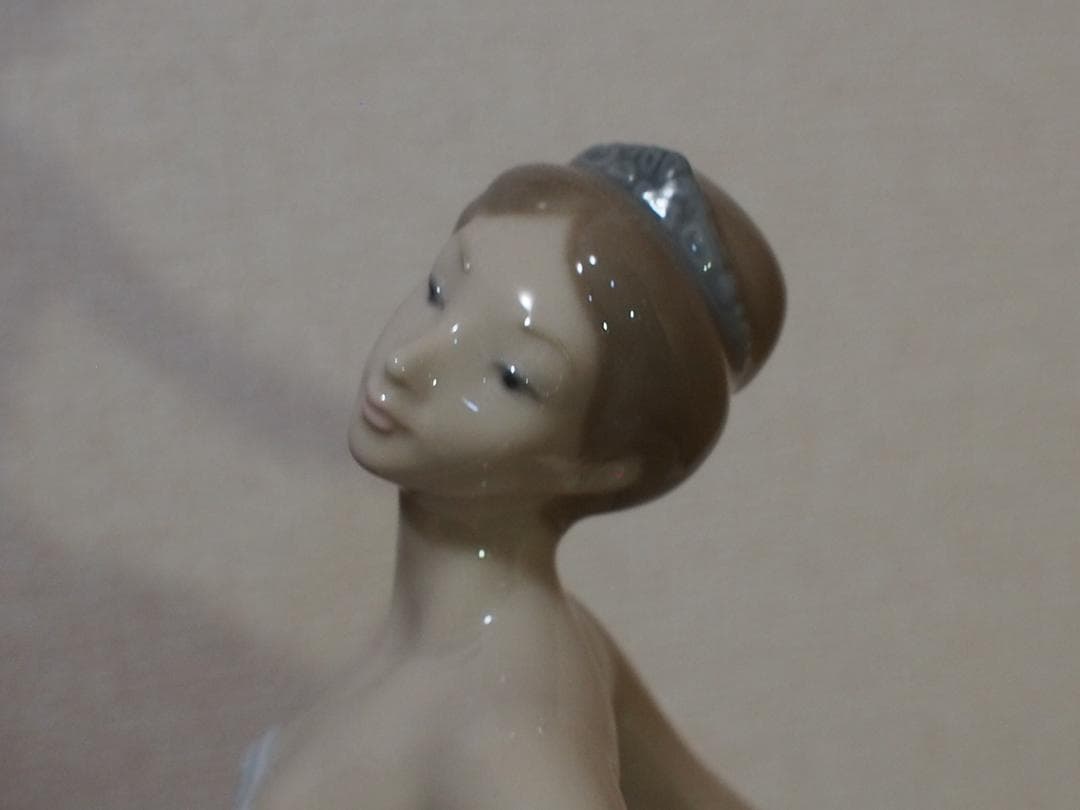 ◇ LLADRO リヤドロ 踊る少女（ノーマルバージョン） 美品