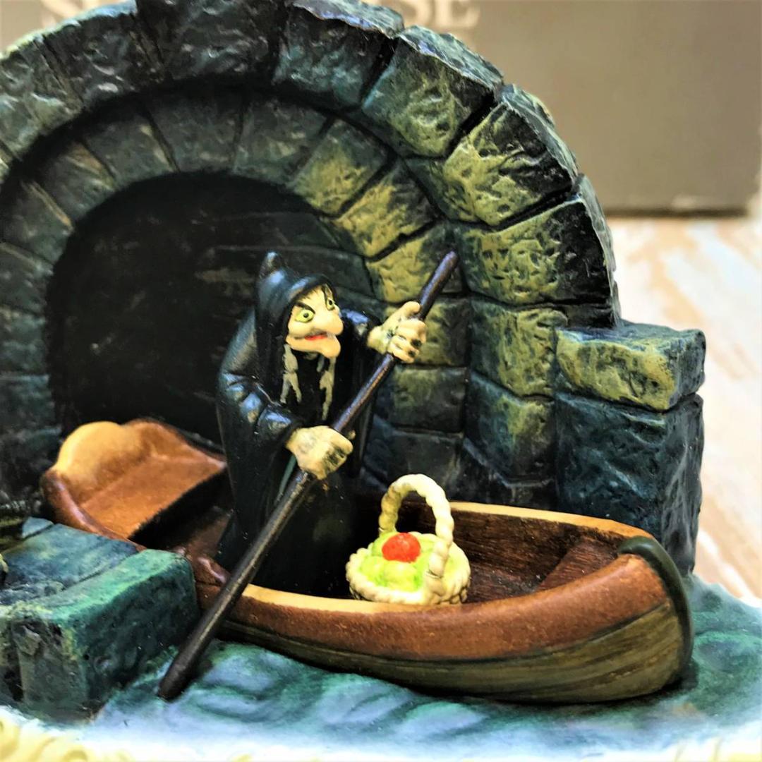 3000体限定★白雪姫 七人の小人 魔女 女王 ヴィランズ VILLAINS