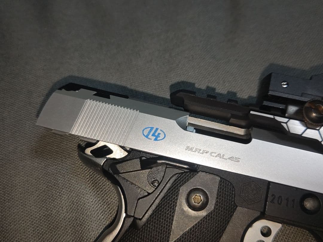 東京マルイ　ハイキャパ5.1R レースガンカスタム　自動調光ドットサイト付き