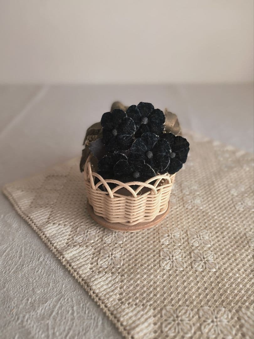 vintage flower ❀ * シックな布花の コサージュ vintage flower