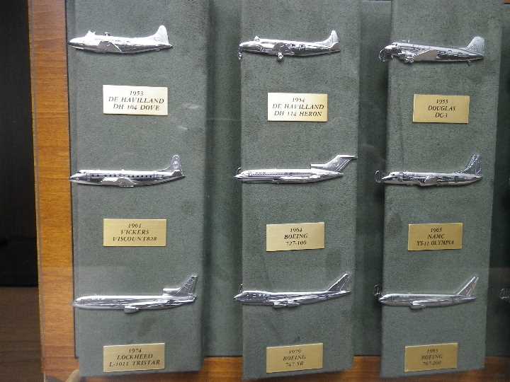 ANA タイピンコレクション 歴代15機