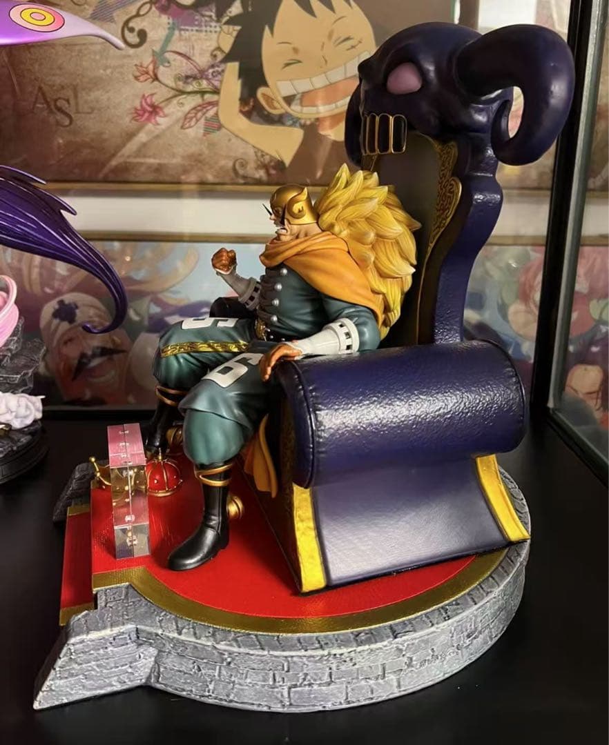 ワンピース ヴィンスモーク·ジャッジ ガレージキット ガレキ スタチュー①