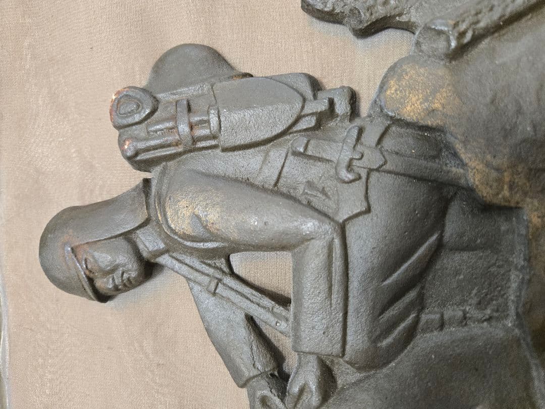 日本軍 軍用犬衝立て レリーフ｜日本軍 軍用犬衝立て レリーフ