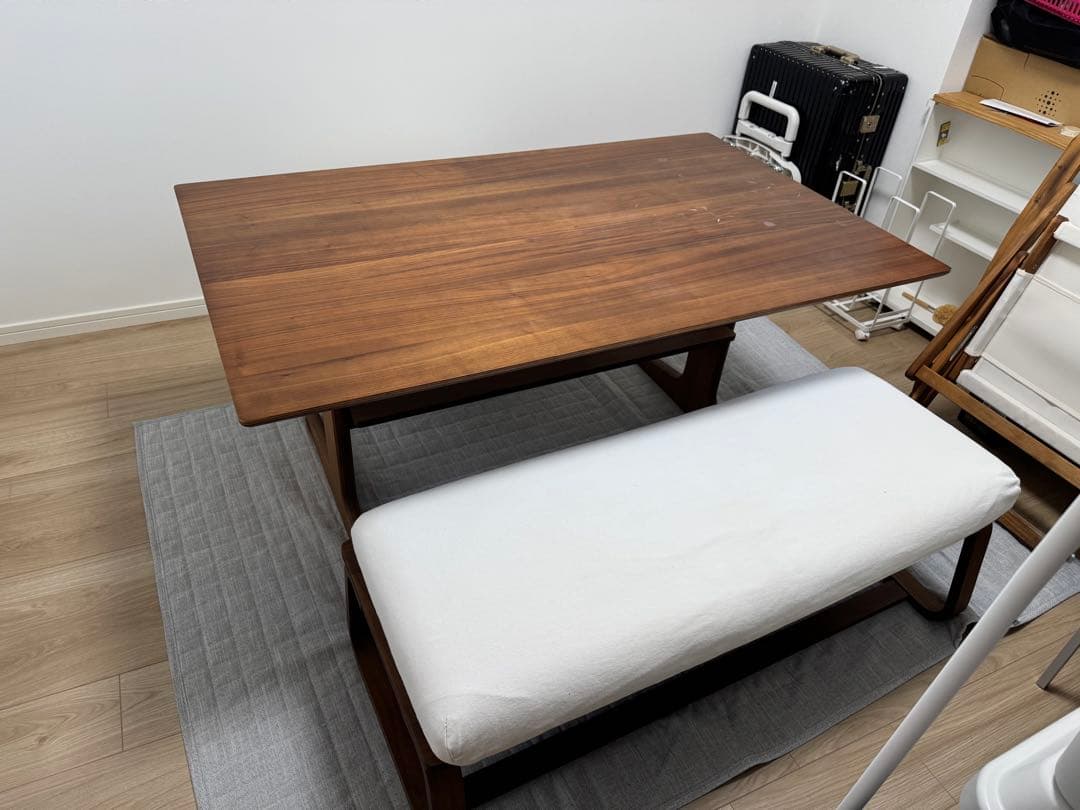 【美品】無印良品リビングでもダイニングでも使えるテーブル、ベンチチェアのセット