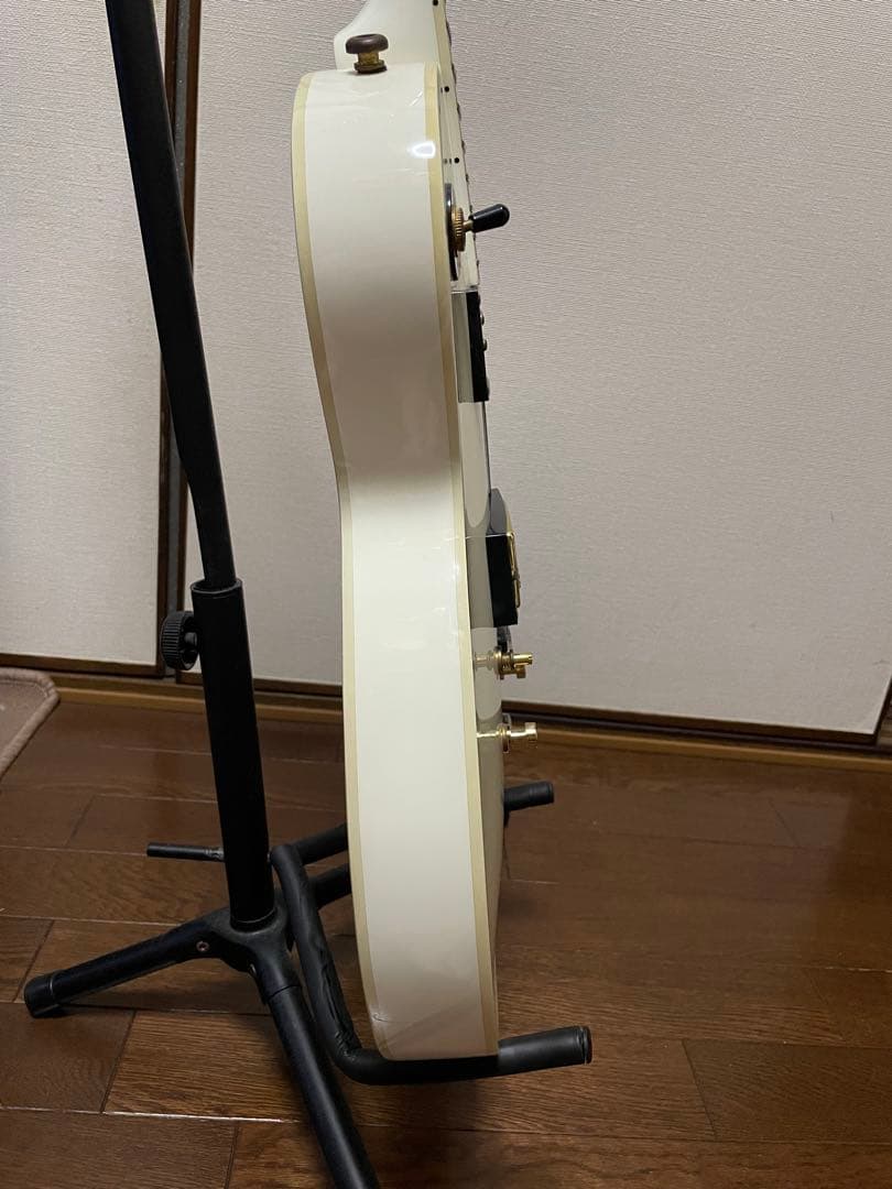 Grass Roots エレキギター　レスポール　白　型番:GC2240559