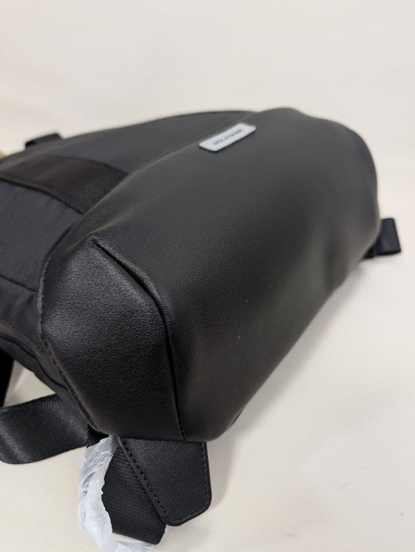 MOLESKINE ビジネスリュック 15インチPC収納