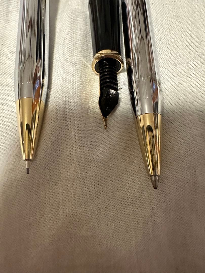 クロス万年筆タウンゼントメダリスト3本とペンケース