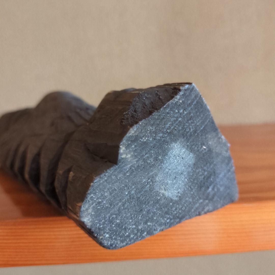 黒い木製彫刻 人形像 約30cm