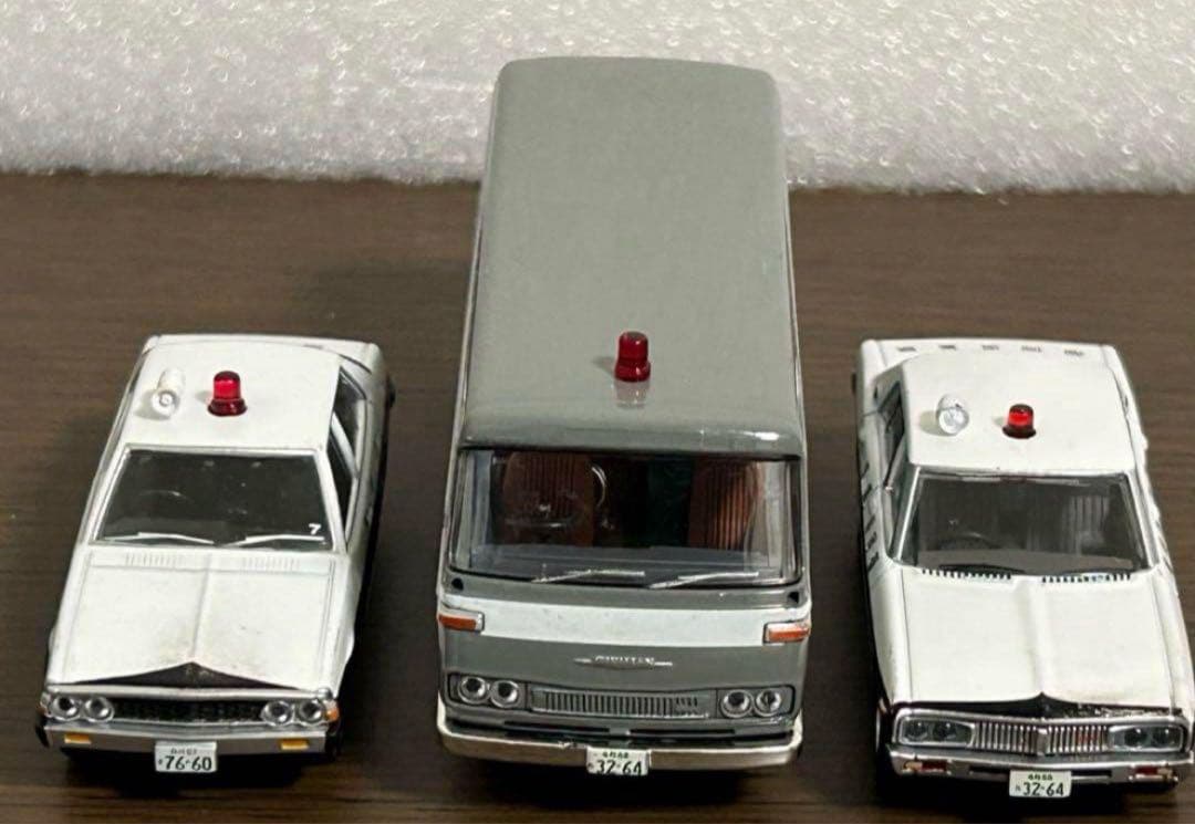 訳あり トミカリミテッドヴィンテージネオ 護送車 パトカー 3台セット