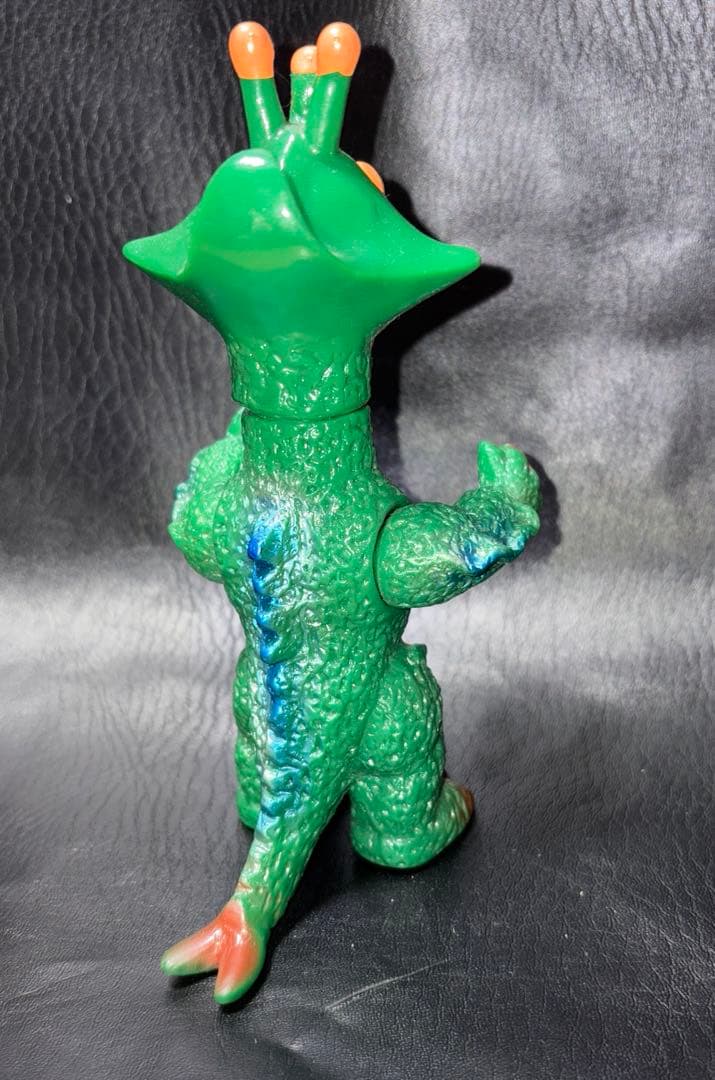 ギララソフビ最終値下げ！早いもん勝ちMARUSAN ふうせんギララ！