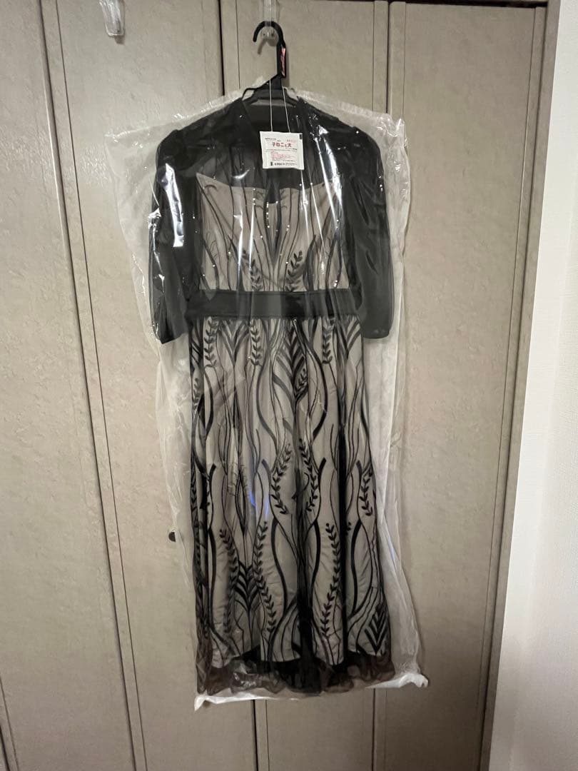 Leja スパンコール刺繍レースプチハイネックAラインドレス Mサイズ