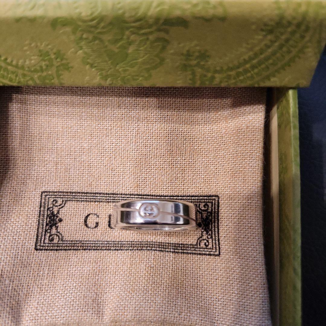 のり　　　GUCCI シルバーリング 専用ボックス付き　15号