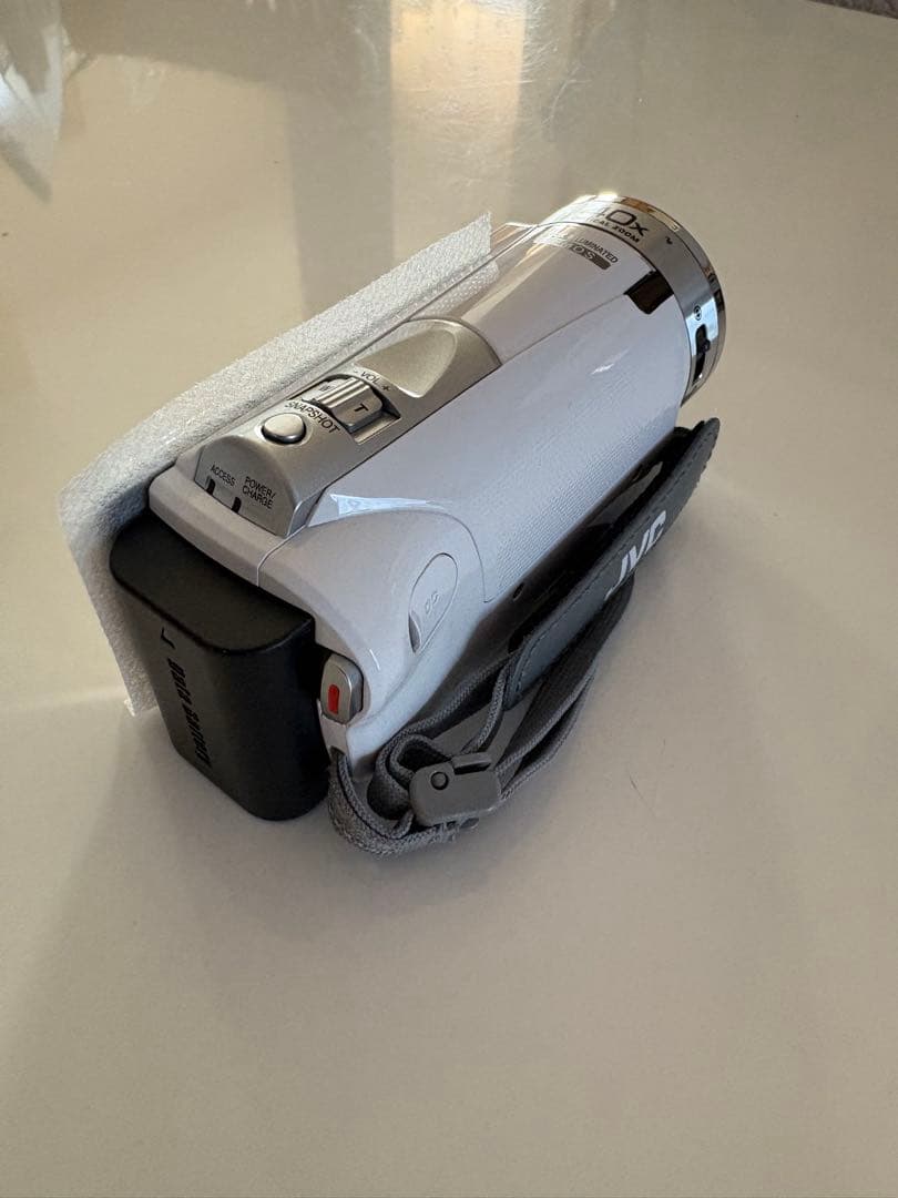 JVCエブリオ　GZ-HM390-W