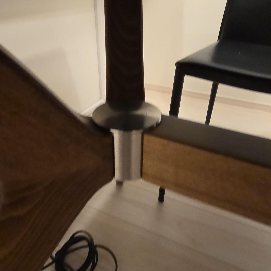 カリガリス トーキョー セラミックダイニングテーブル