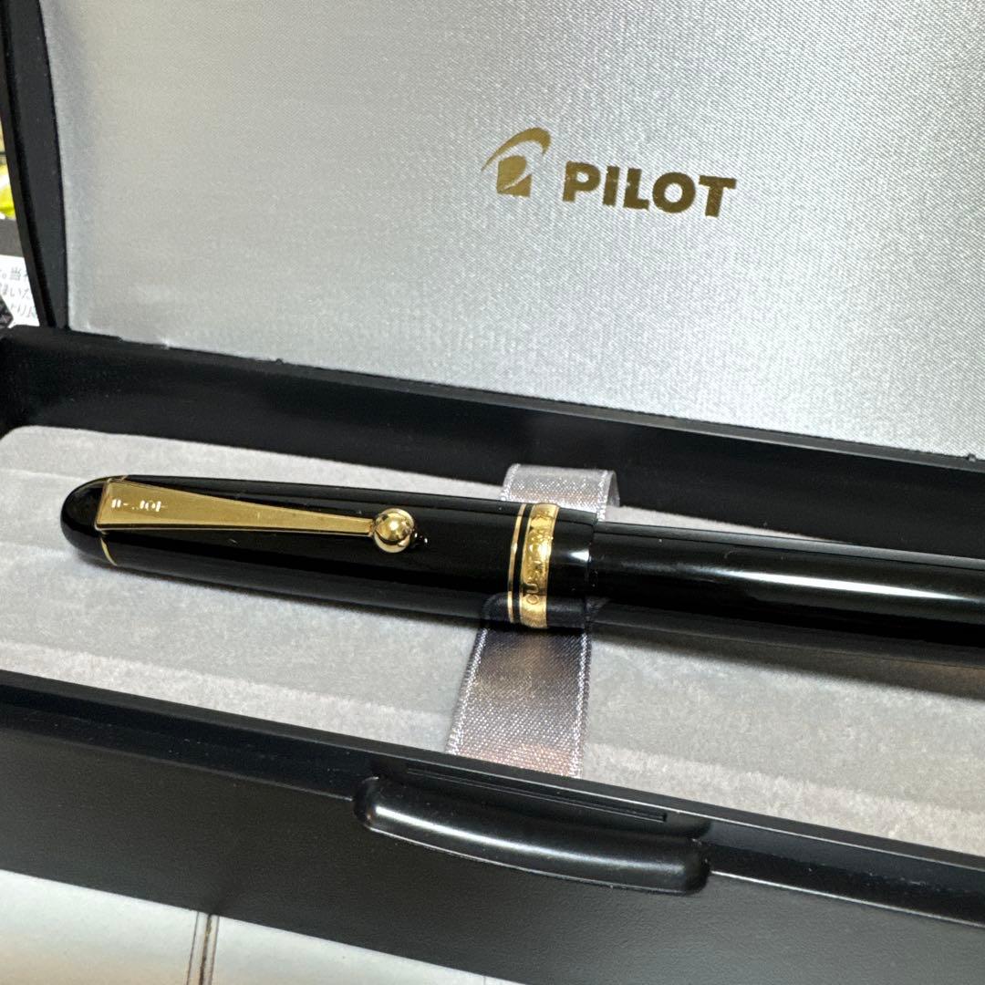 PILOT パイロット万年筆 カスタム74 ブラックFKKN-12SR-B 楽天市場】PILOT パイロット 万年筆 カスタム74 ブラック FKKN-12SR-B