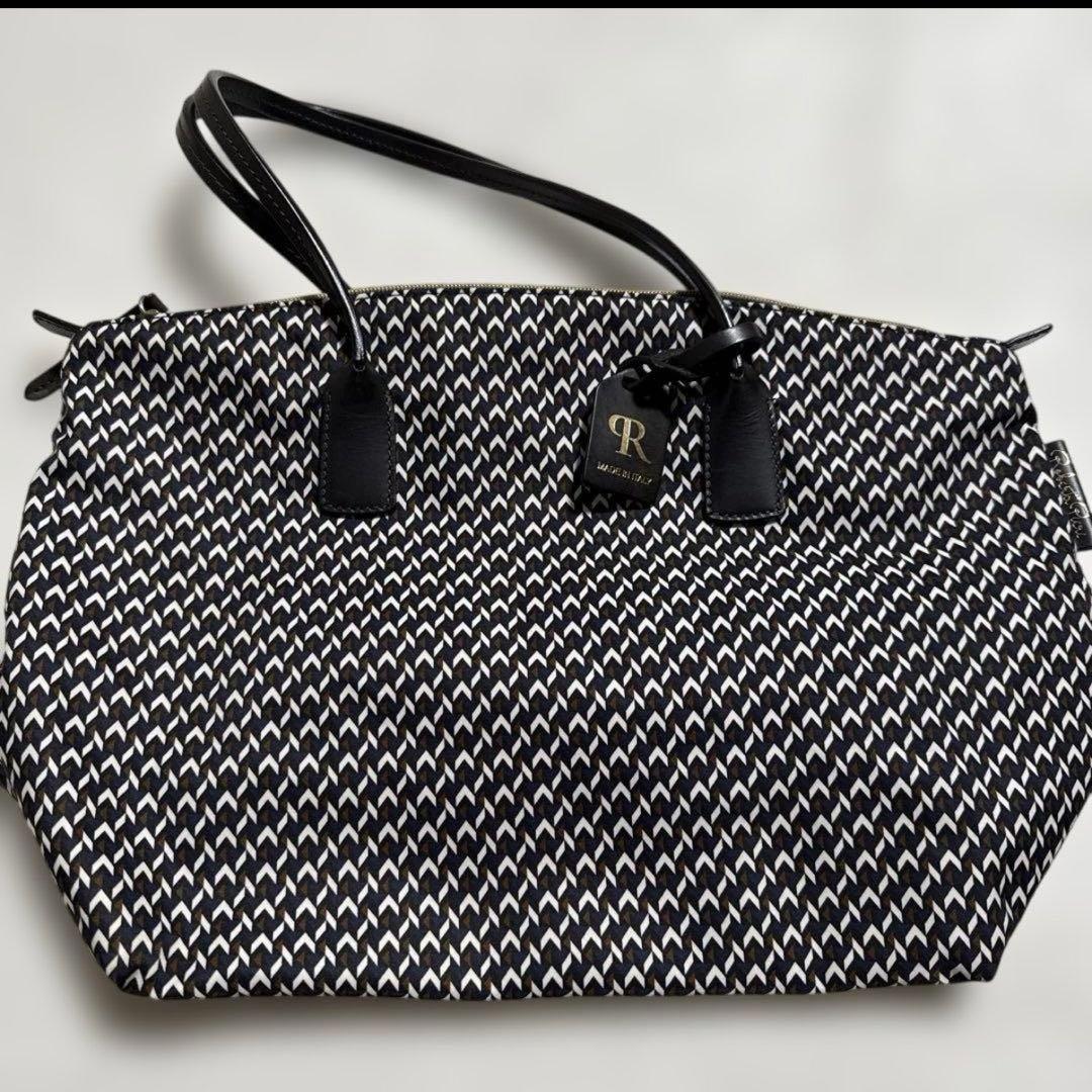 美品　ロベルタピエリ　バッグ　イタリア製