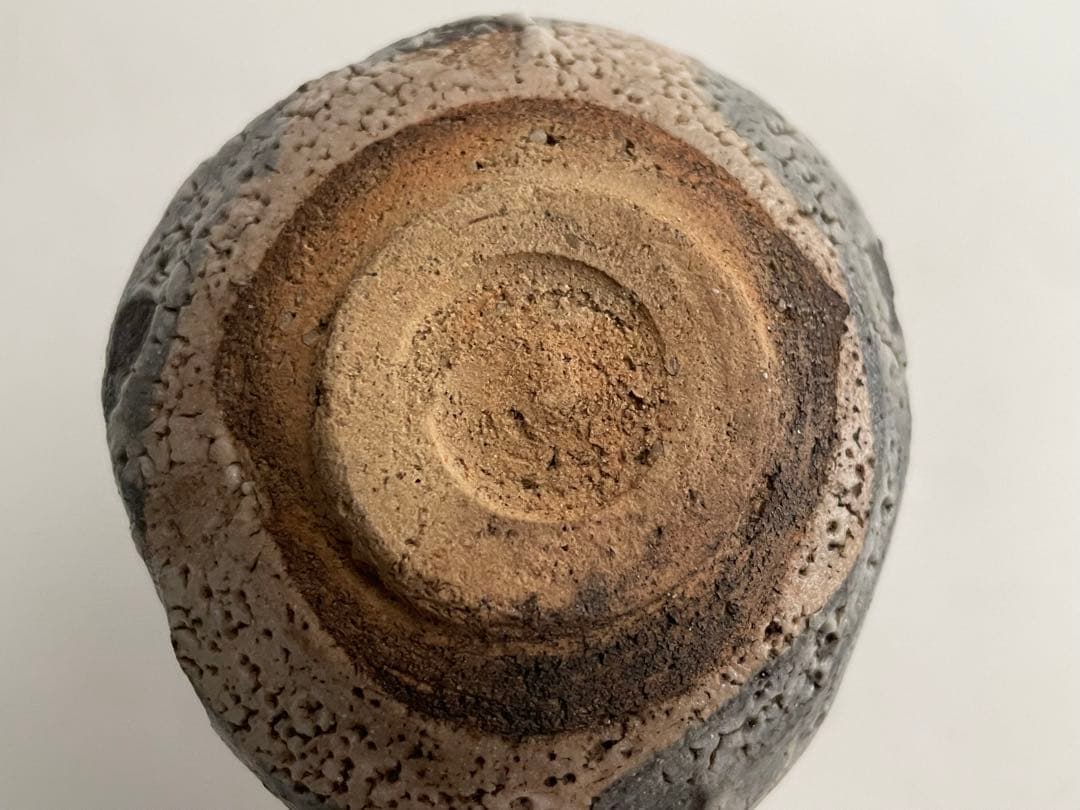 陶芸家　作家物　作者不明　鼠志野　盃　ぐい呑　酒器　酒盃　箱なし　美濃　志野