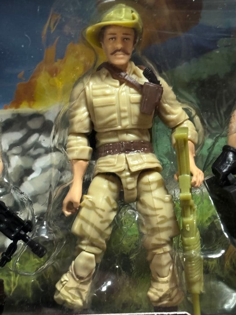 セール　G.I.ジョー25周年記念 7パック アサルト オン コブラ アイランド