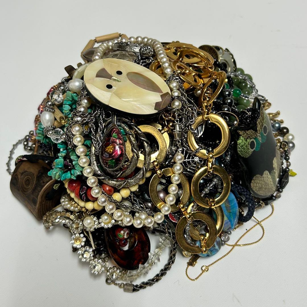 イミテーションまとめ売り　ヴィンテージ　アンティーク　ネックレスレディース【2】