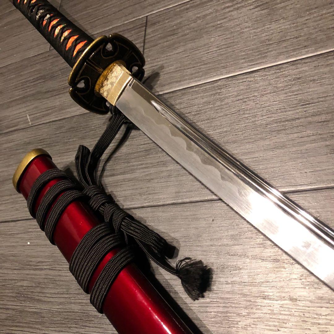 高級模造刀　居合刀　樋入刀身　朱拵え　合金刀身