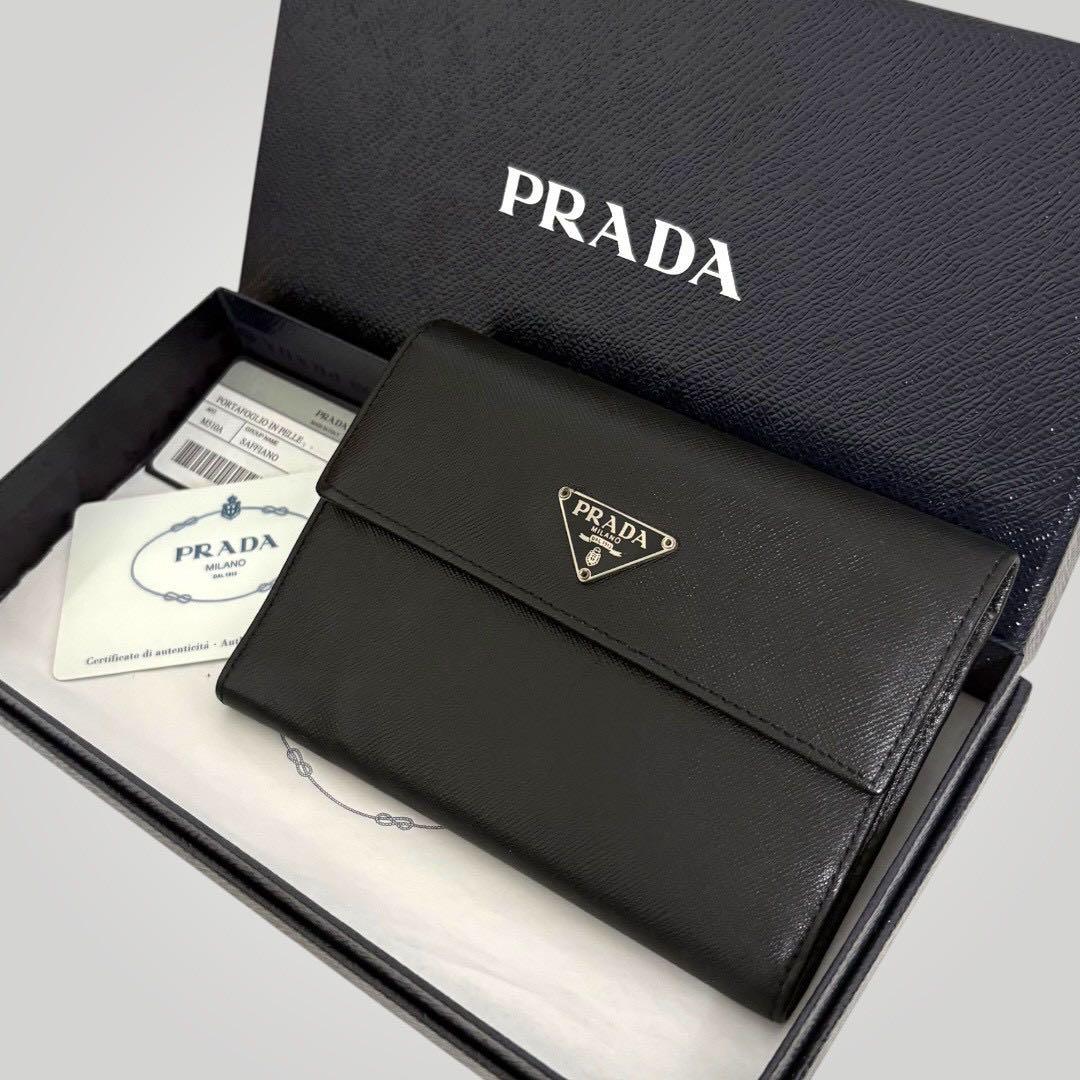 極美品✨ PRADA プラダ 三つ折り財布 サフィアーノ ブラック 三角ロゴ