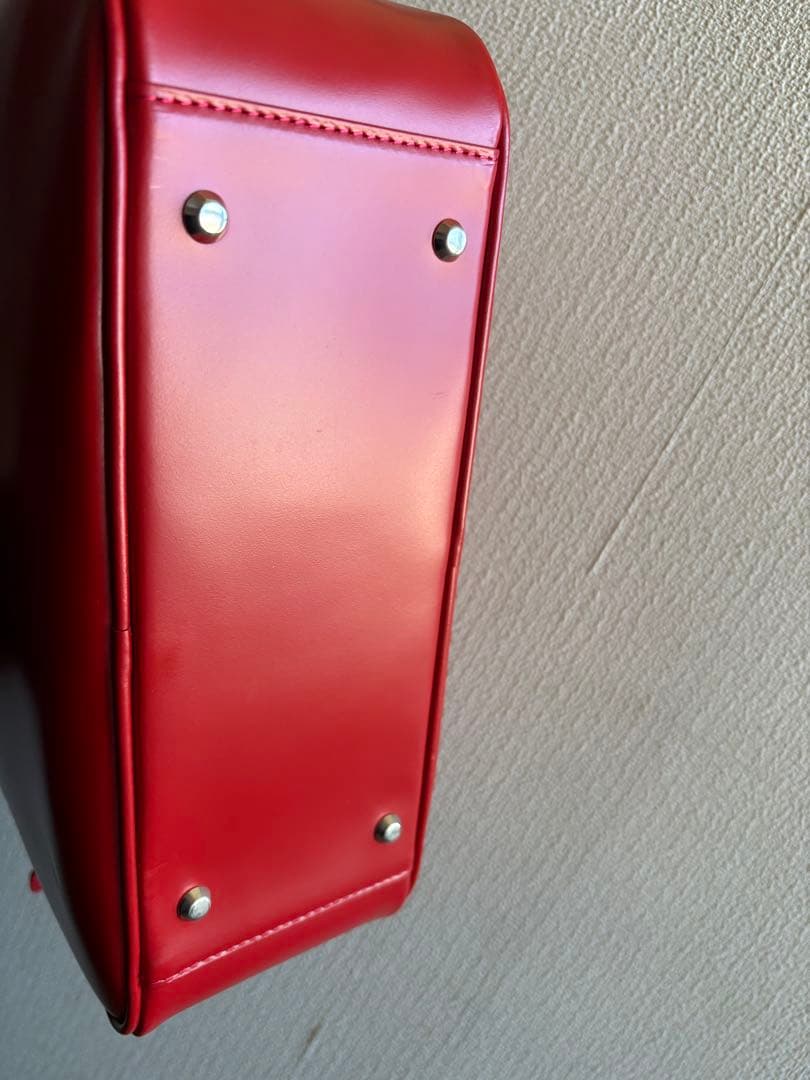 コムデギャルソン　青山　スクエア　バッグ　赤