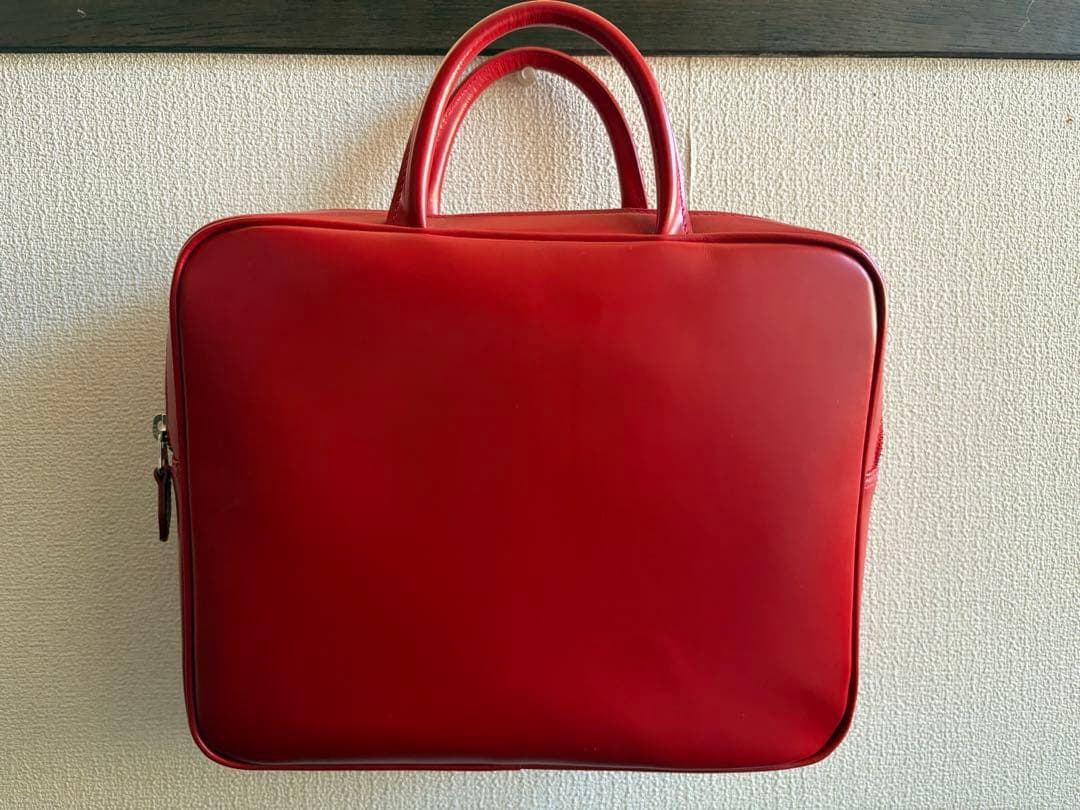 コムデギャルソン　青山　スクエア　バッグ　赤