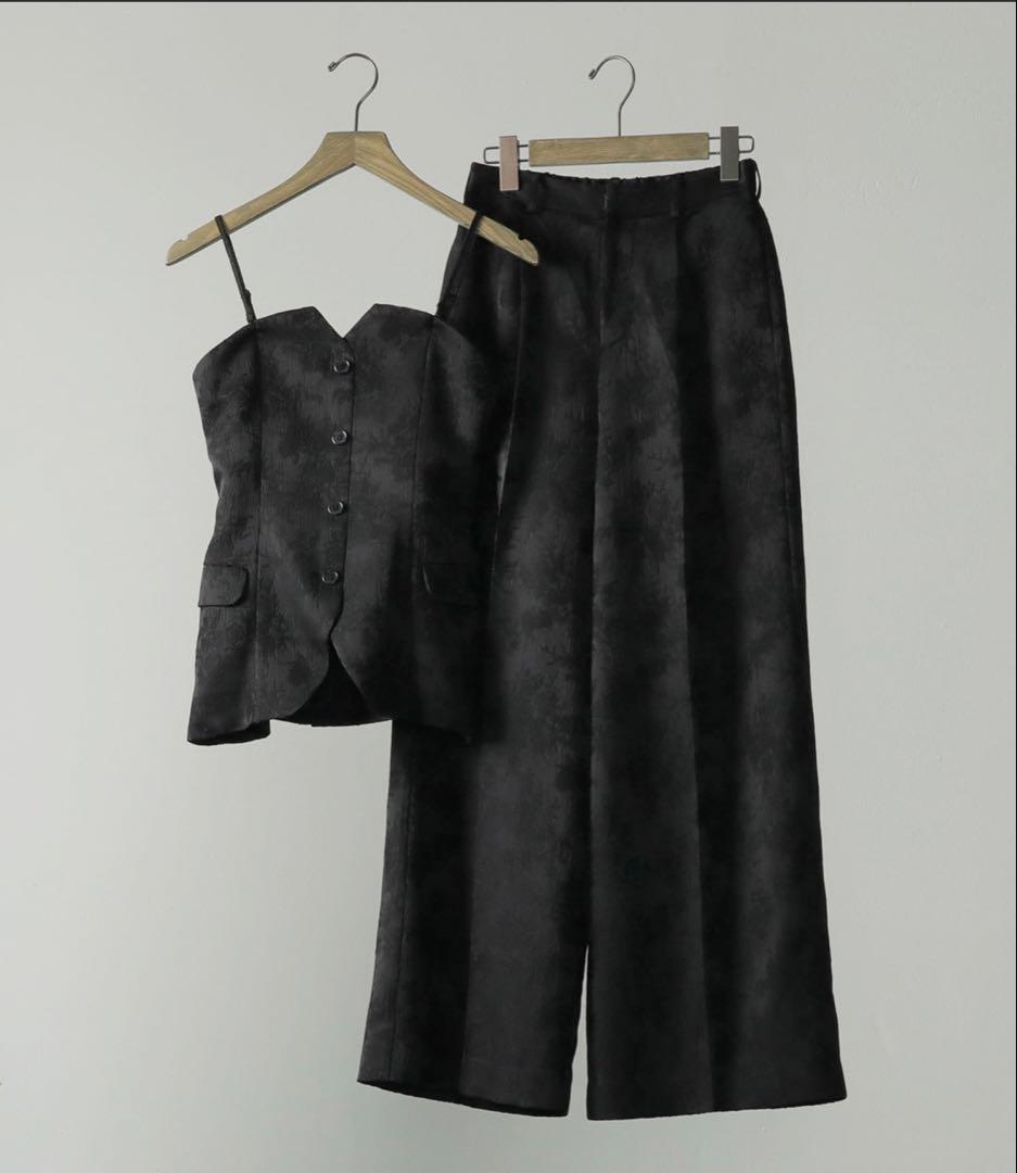 kana カナ　ジャガード セットアップ ヴィンテージライクパンツドレス M