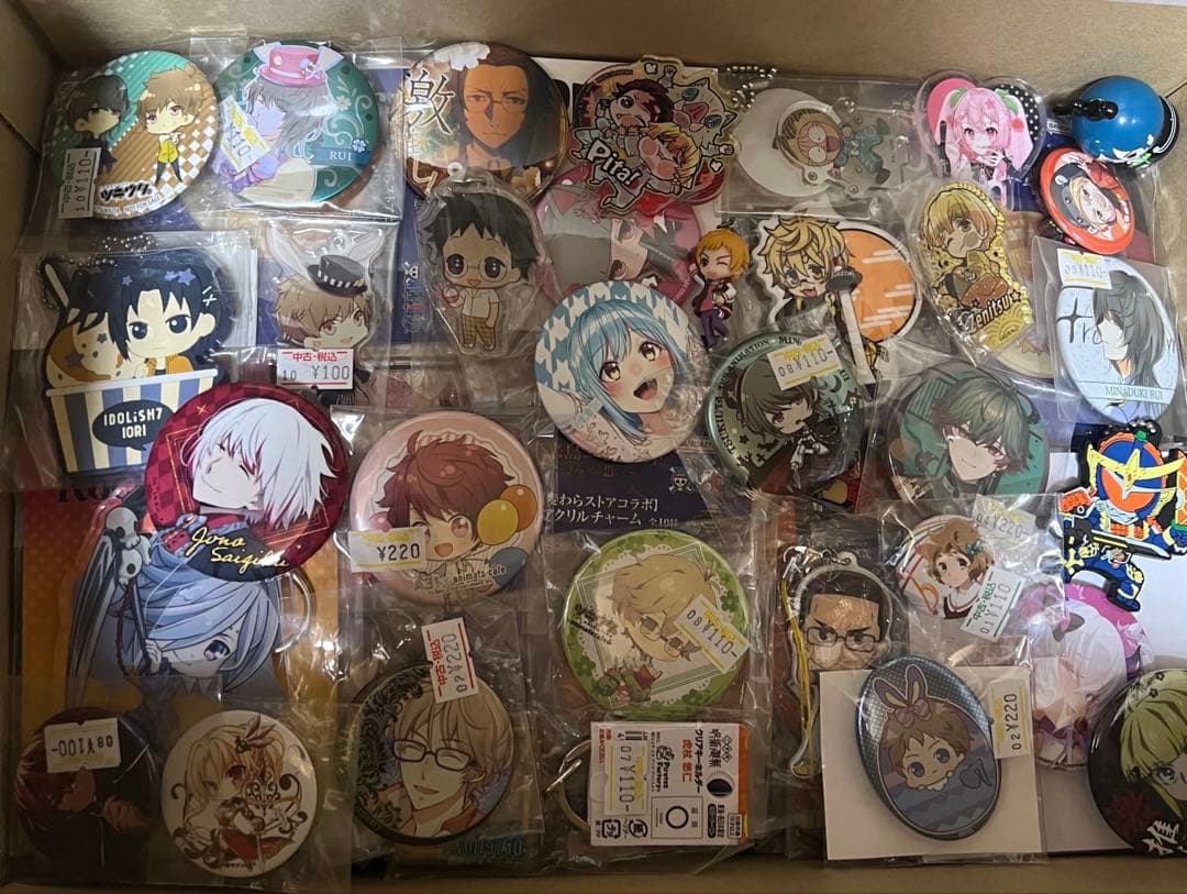 アニメグッズ　大量　まとめ売り　500点以上　紙類なし