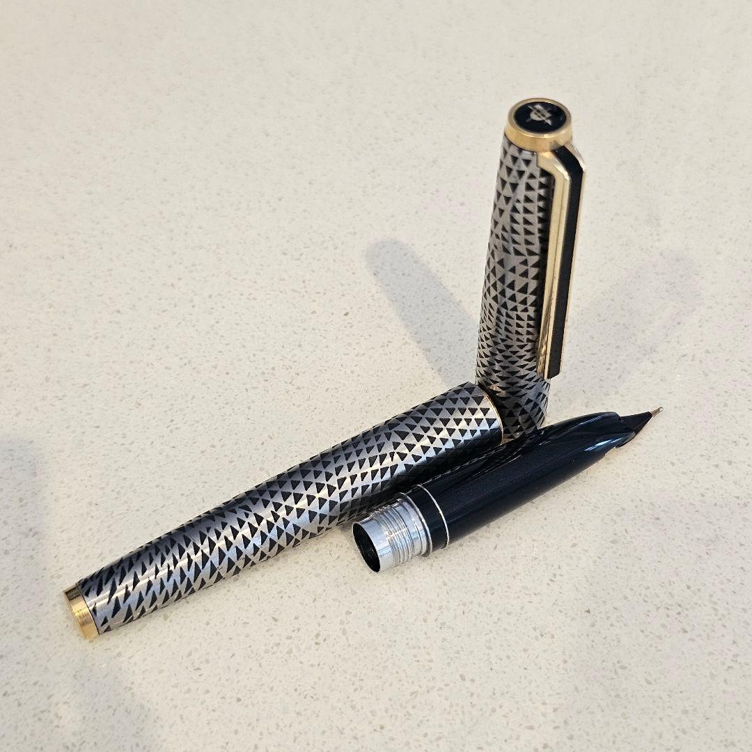 PILOTカスタム三角 ヴィンテージ万年筆 18K