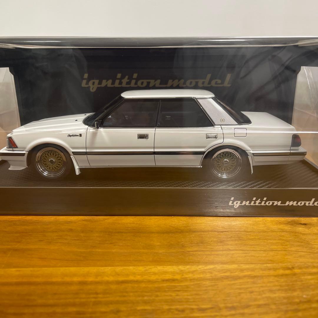 新品・未開封　IGNITION MODEL クラウン　1/18