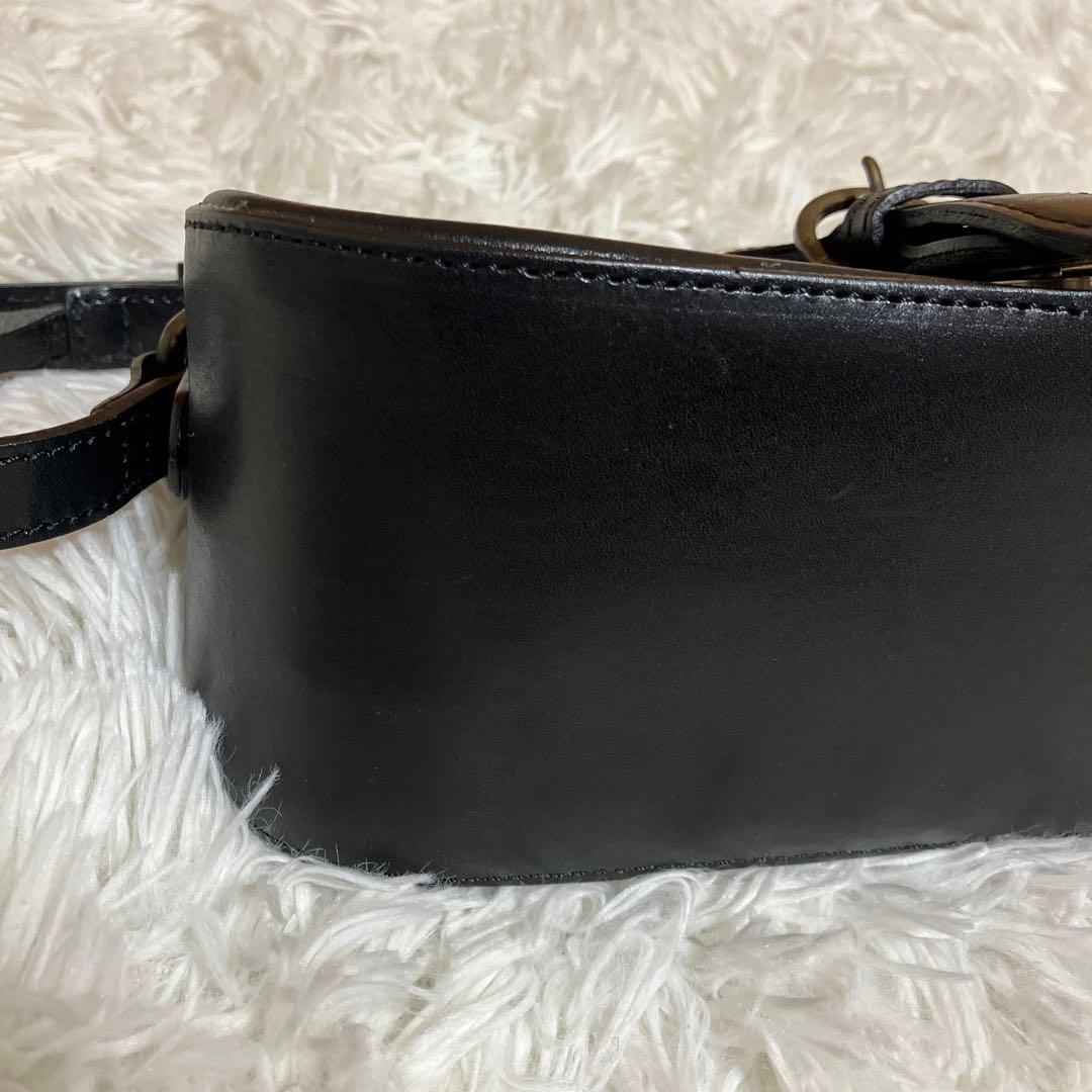 極美品 Dakota ミニショルダーバッグ レザー 黒