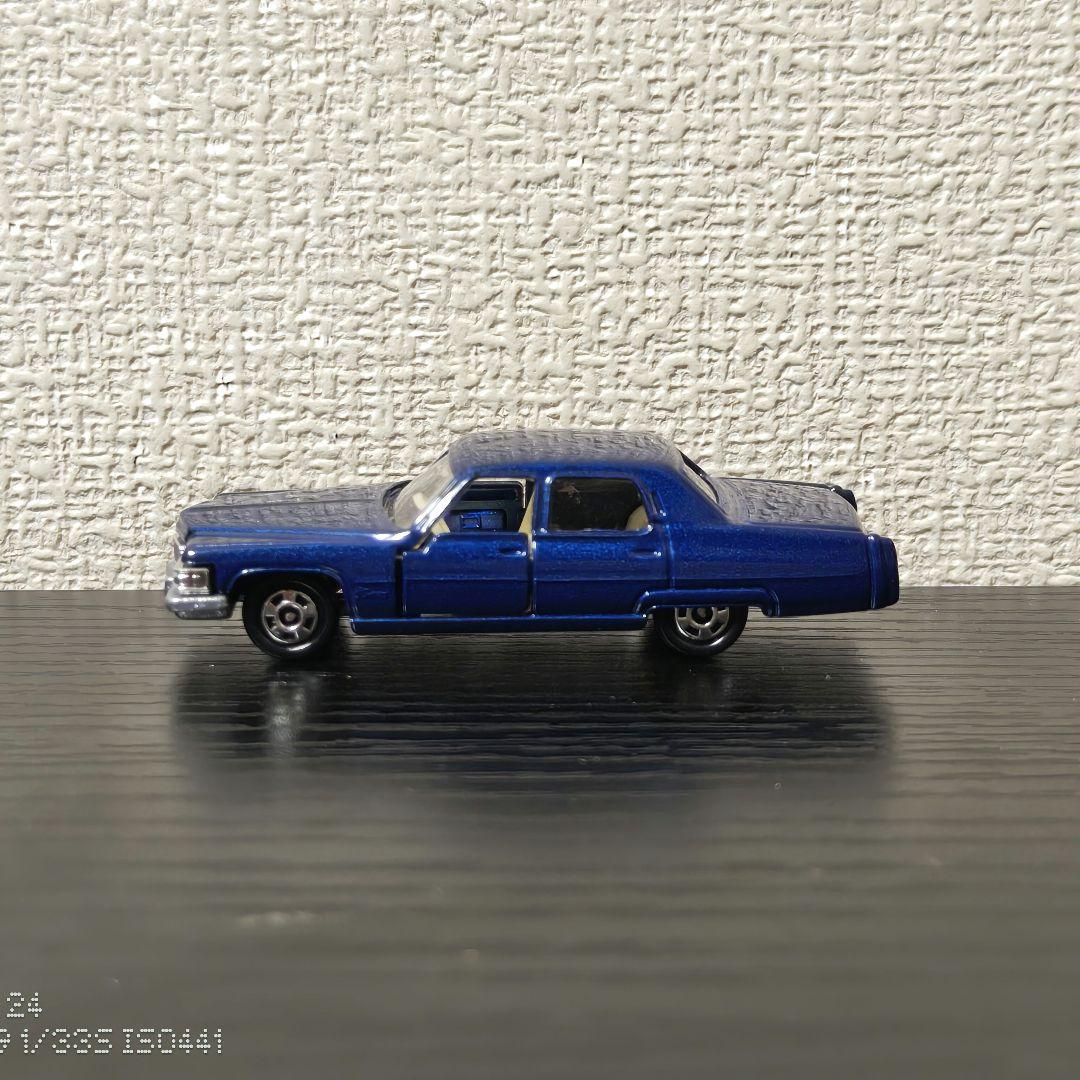 TOMICA　トミカ　キャデラック　フリートウッド　箱付き