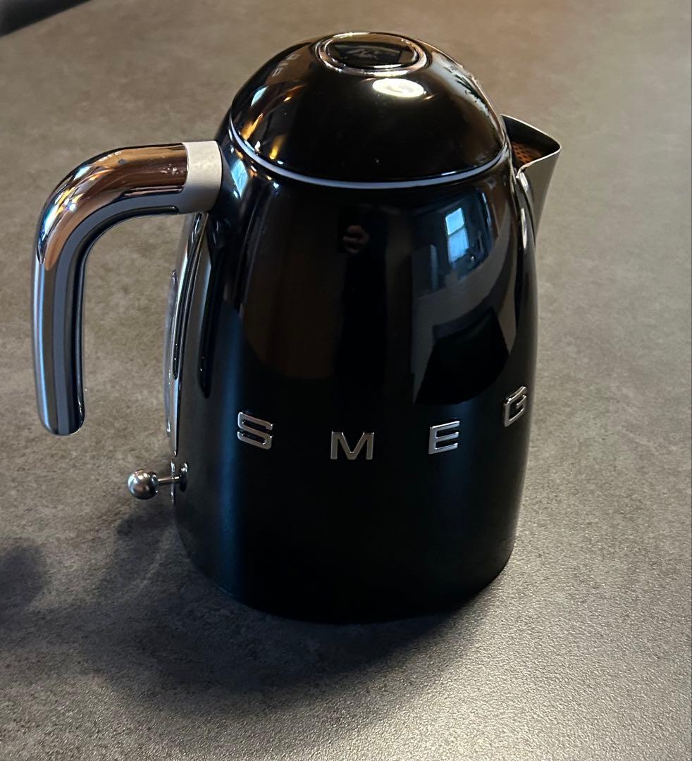 SMEG ブラック スメッグ電気ケトル 保証付き 日本仕様 正規品