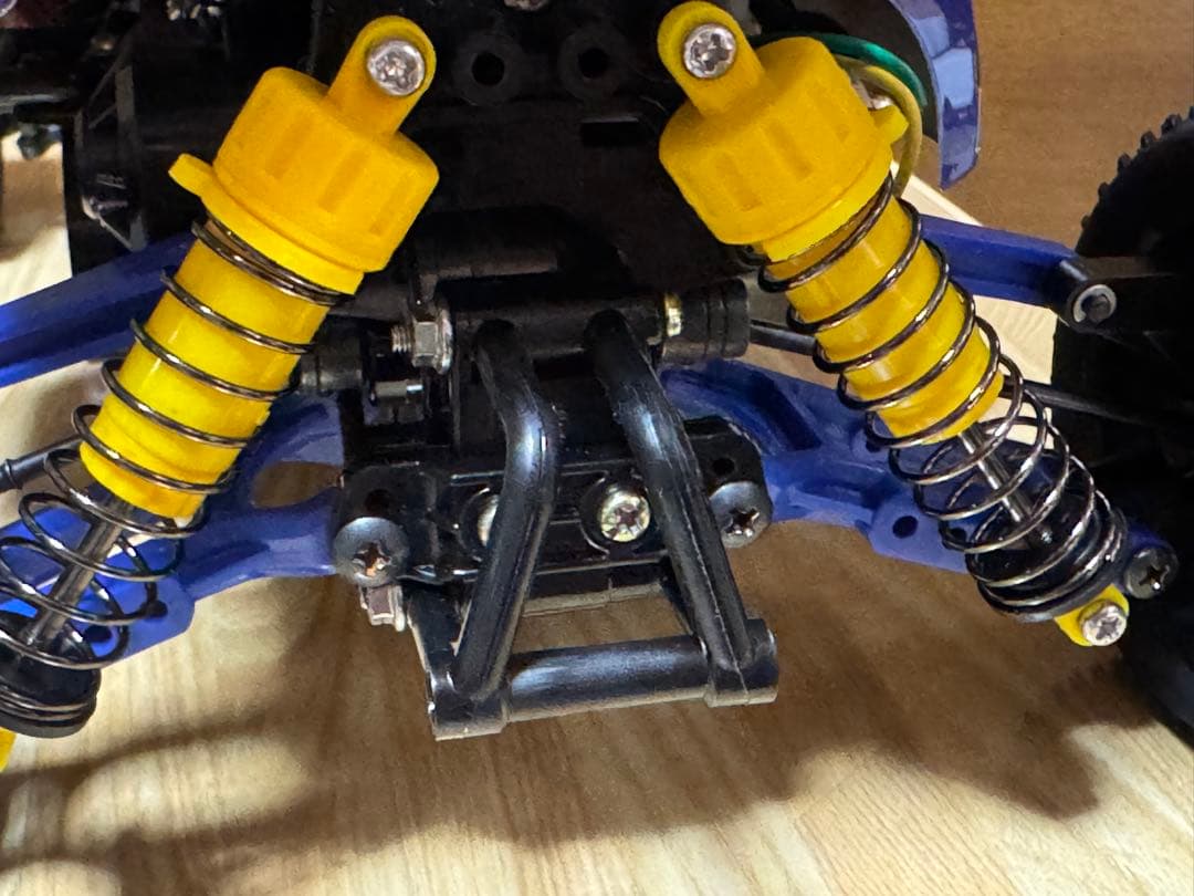 ほぼ新品未走行！タミヤサンダーショット4WDモーター・サーボ・ESC・OP装着車