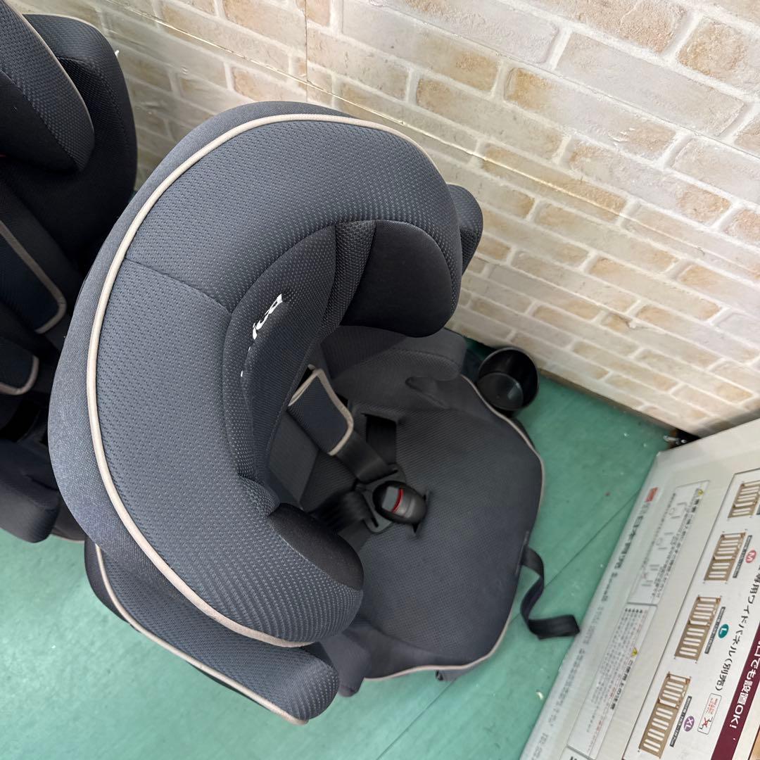 アップリカ　ジュニアシート　双子　2台セット　1才から　チャイルドシート