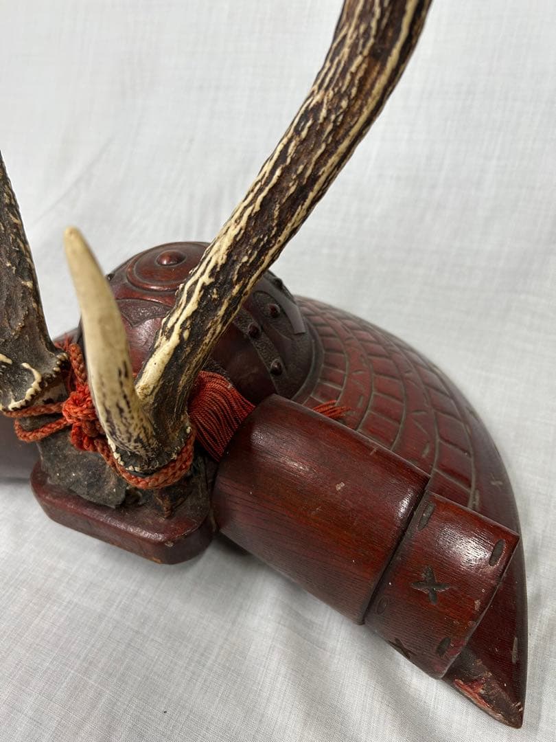 刀掛け 武具　二本掛け　日本刀　兜置物　刀掛　彫刻 刀装具 骨董品 古美術品