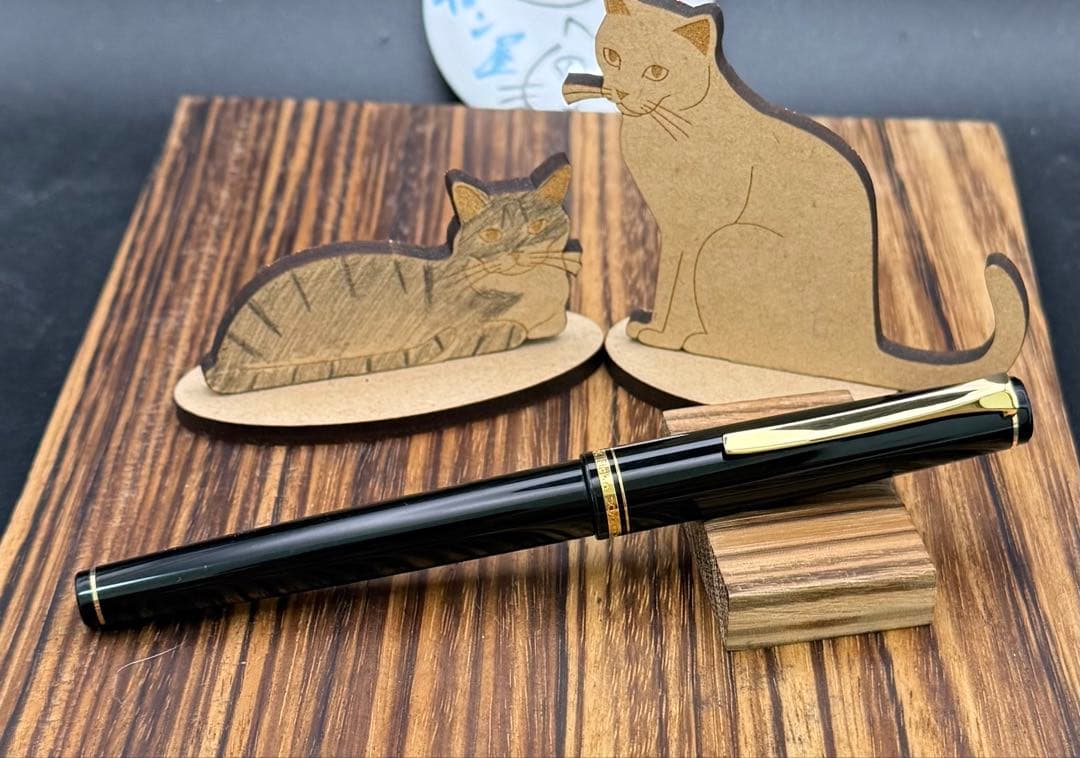 Pilot 万年筆 ELABO 14K SF 1989 Pilot Elabo Fountain Pen - Red - 14k Soft Fine | JetPens