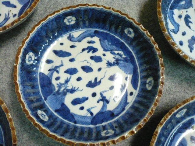 成化年製古伊万里染付雲龍文中皿 5枚 [B22473]の通販はau PAY