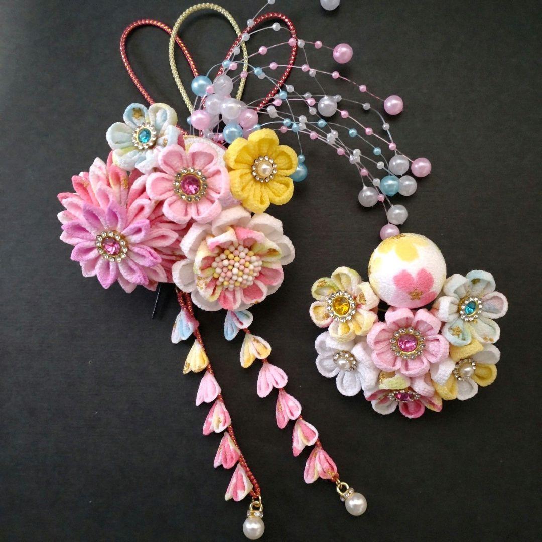 七五三髪飾り　カラフル　つまみ細工　和装　成人式　髪飾り