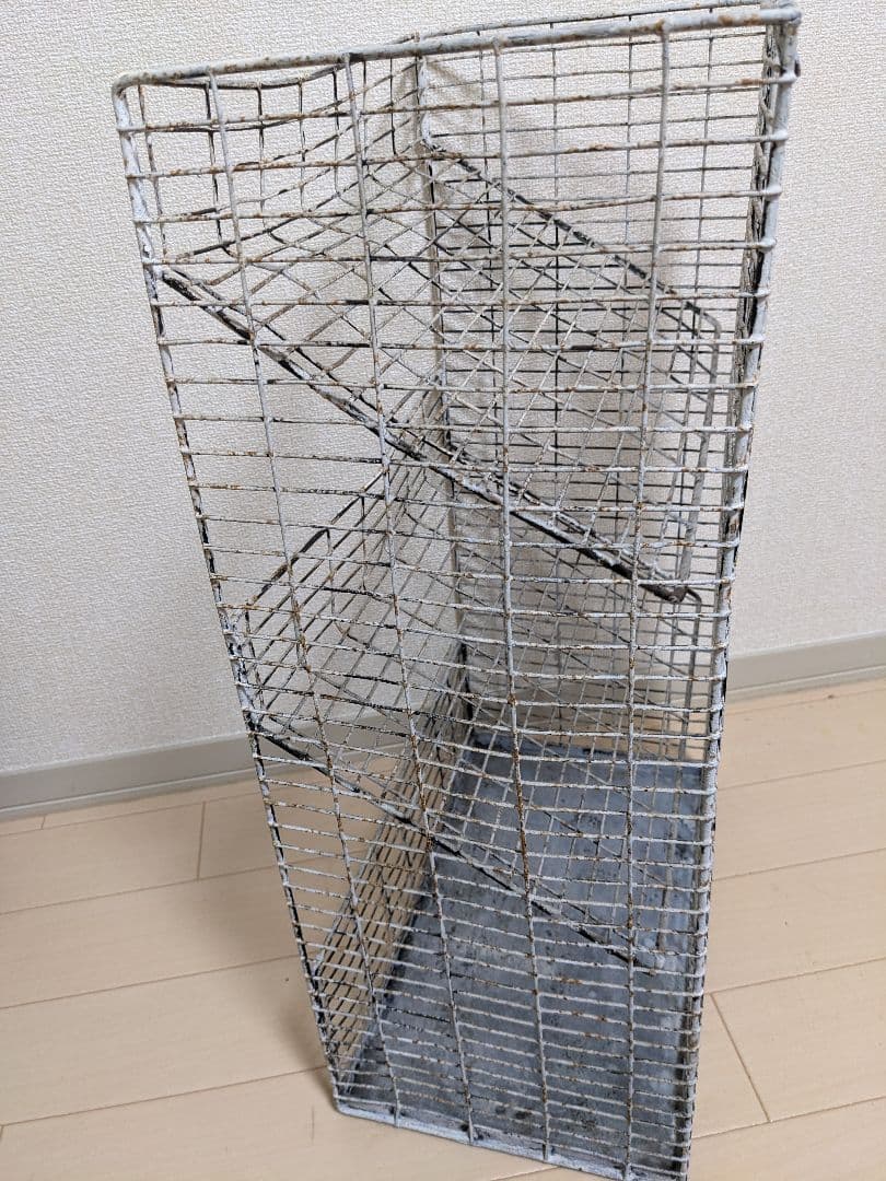 シャビー 昭和レトロ 金属製ワイヤーラック 使い方はあなた次第